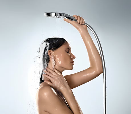 Kromirana ročna prha Hansgrohe Raindance Select S 120 z gumbom Select s tremi vrstami curka