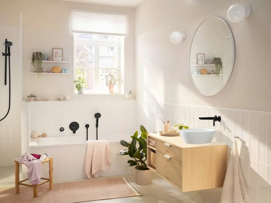 Hansgrohe Rebris S podometna armatura za umivalnik u mat crnoj boji pro zidna montaža