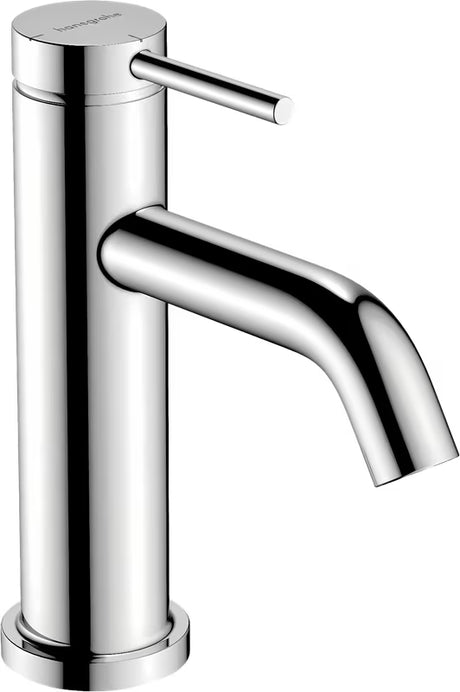 Kromirana enoročna armatura za umivalnik Hansgrohe Tecturis S tehnologijo CoolStart in odtočnim kompletom z dvižno palico.