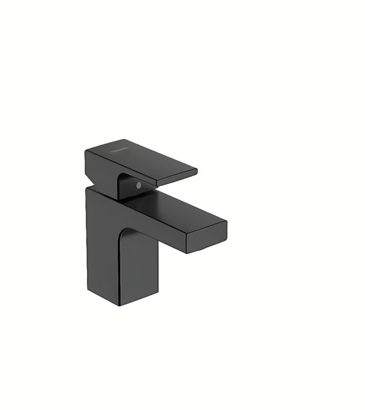 Umivalniška enoročna armatura Hansgrohe Vernis Shape v mat črni barvi z odtokom in z dvižnim drogom.