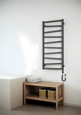 Električni radiator House Level Zet 50x1341,4 cm v mat črni izvedbi