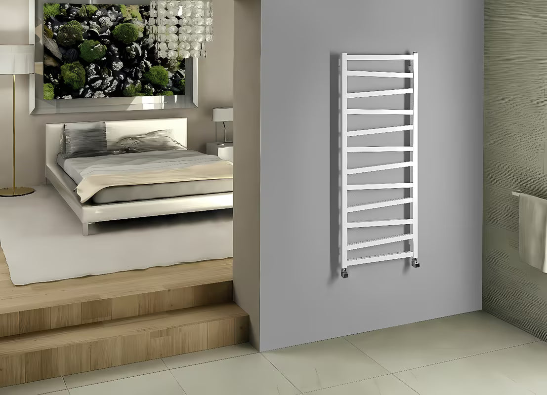 Bel kombiniran radiator House Level Zet 50x157,2 cm s stranskim priklopom