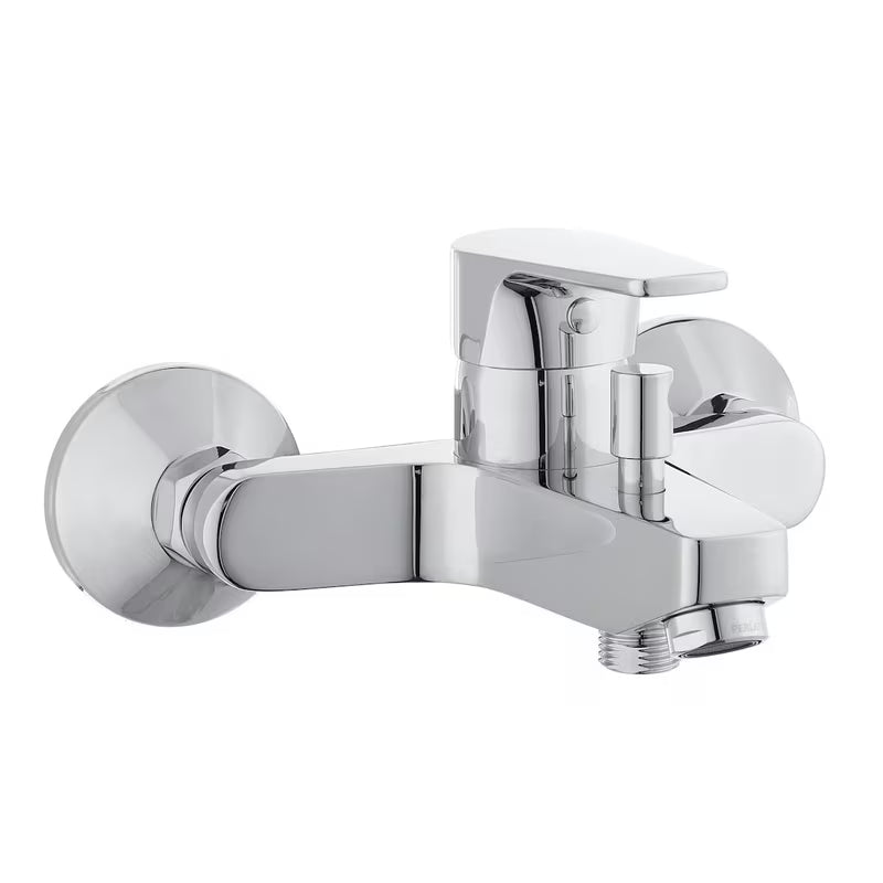 Armatura za Kad Ideal Standard Esla u krom izvedbi sa sjajnom izdržljivom površinom