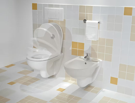 Bel viseča WC školjka Jika Lyra Plus z odprtim izpiralnim robom in gladko keramično površino.