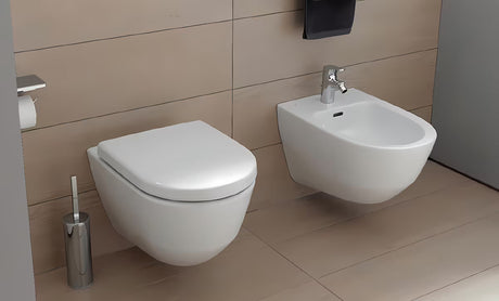 Bijeli viseči bide Laufen Pro s modernog dizajna za kupaonicu