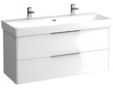 Bel viseče dvojni umivalnik Laufen Pro S 120x46 cm iz sanitarne keramike z dvema odprtinama pro armaturo.
