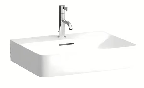 Bel viseči umivalnik Laufen Val 55x42 cm iz materiala SaphirKeramik s sredinsko odprtino pro armaturo