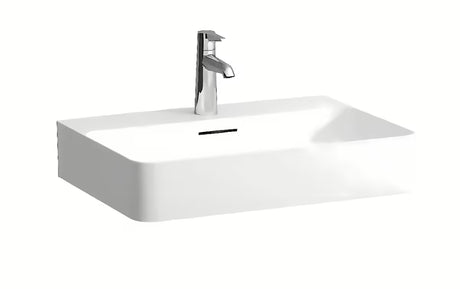 Bijeli keramički viseči umivalnik Laufen Val 60×42 cm s otvorom pro slavinu u sredini.