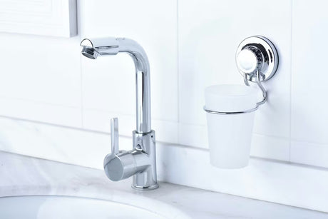 Multi Ecoloc držalo za ščetke vključno s kozarcem v krom izvedbi s priseskom, brez vrtanja.
