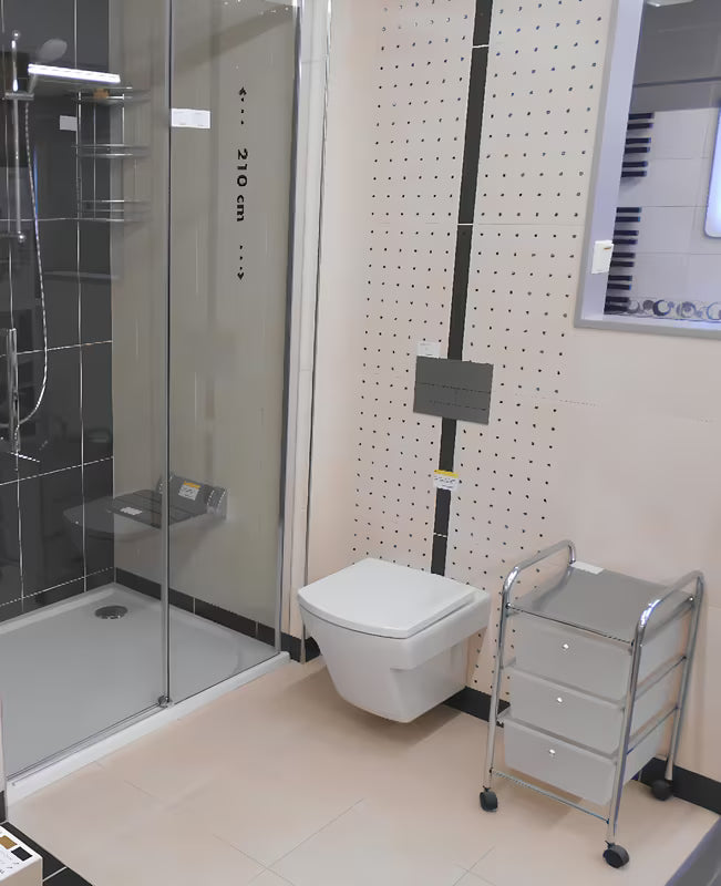 Multi Element Chrome voziček na kolescih s tremi odstranljivimi plastičnimi predali za kopalnico