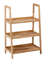 Stoječa regal Naturel Home u dekoru oraha s mat uljenom površinom od masivnog drva.