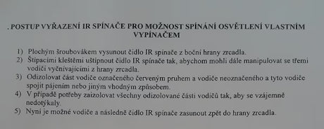 Pravokotno LED ogledalo Naturel Iluxit 60x70 cm s senzorskim stikalom in ogrevanjem proti rosenju.