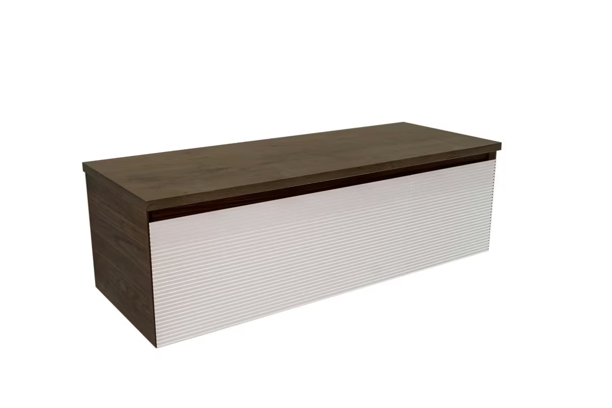 Viseča kopalniška omarica Naturel Monza s pokrivno ploščo v dekorju oreha in z belim rebrastim frontom