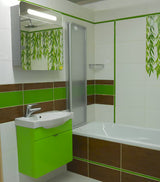 Sivo-srebrna omarica z ogledalom Naturel 60x65 cm z LED osvetlitvijo i s jednim vratima lijevo.