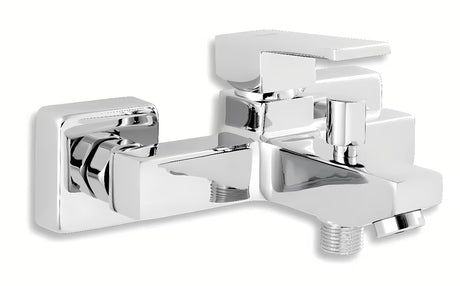 Novaservis Titania Cube enoročna stenska armatura za kad u krom izvedbi s četvrtastim dizajnom