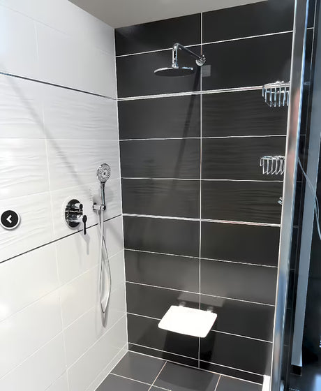 Okrugla mesingana nadglavna prha Optima Chrome promjera 20 cm, u kromiranoj izvedbi