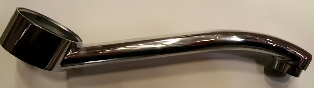 Kromirani izljev za slavinu Optima Lavela od mesinga sa zaobljenim dizajnom