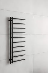 Črn kombiniran radiator P.M.H. Apollo 500x1140 mm s sredinskim priklopom 50 mm
