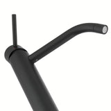 Enoročna stoječa armatura za umivalnik Paffoni Light u crnoj mat izvedbi brez odtoka.