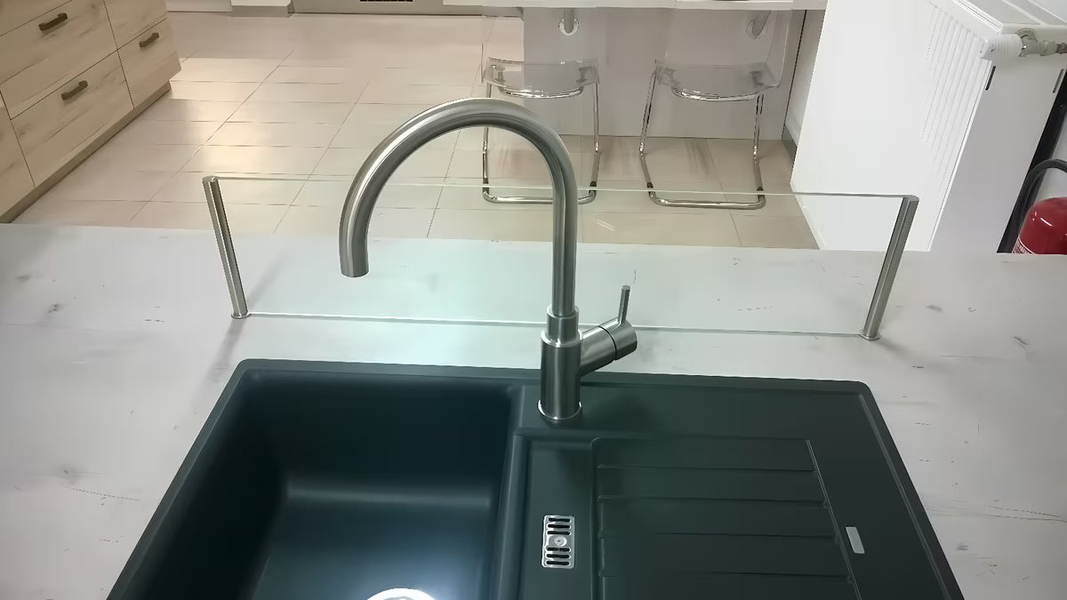 Paffoni Vallone nerjavno jeklena armatura za pomivalno korito Supersteel z vrtljivim izlivom
