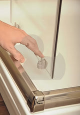 Polkrožna tuš kabina Ravak Blix 90x90 cm u mat krom izvedbi s prozirnim staklom