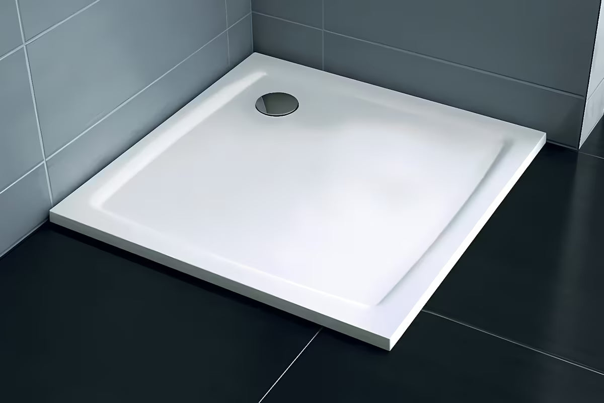 Bela kvadratna tuš kad Ravak Perseus Pro Flat 90x90 cm iz litega marmorja z gladko površino