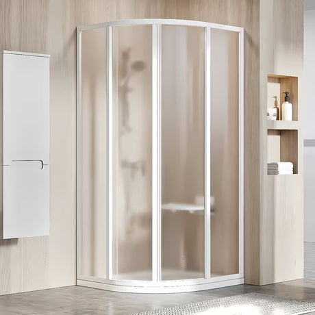 Polkrožna tuš kabina Ravak Supernova 80x80 cm u bijeloj boji s neprozirnim staklom Grape i kliznim vratima.