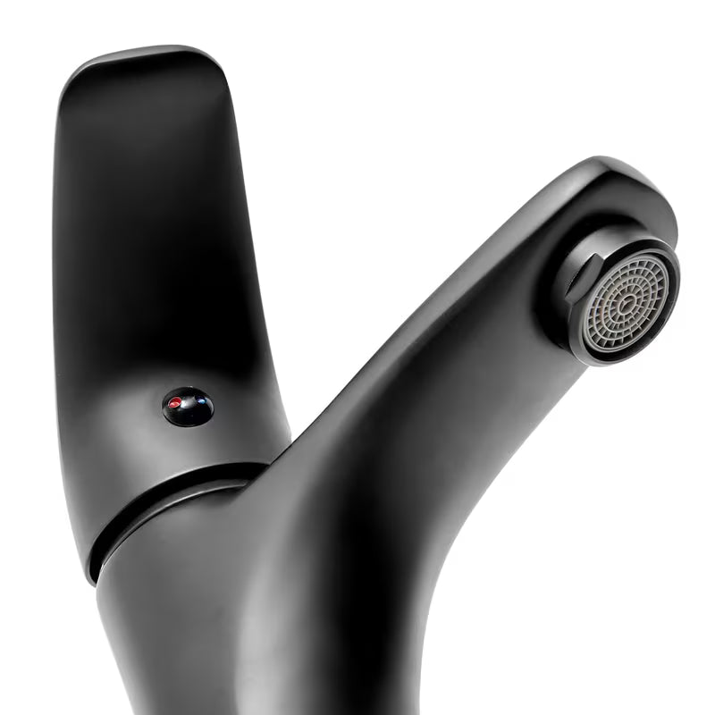 Crna mat armatura za umivalnik S-Line Pro modernog dizajna