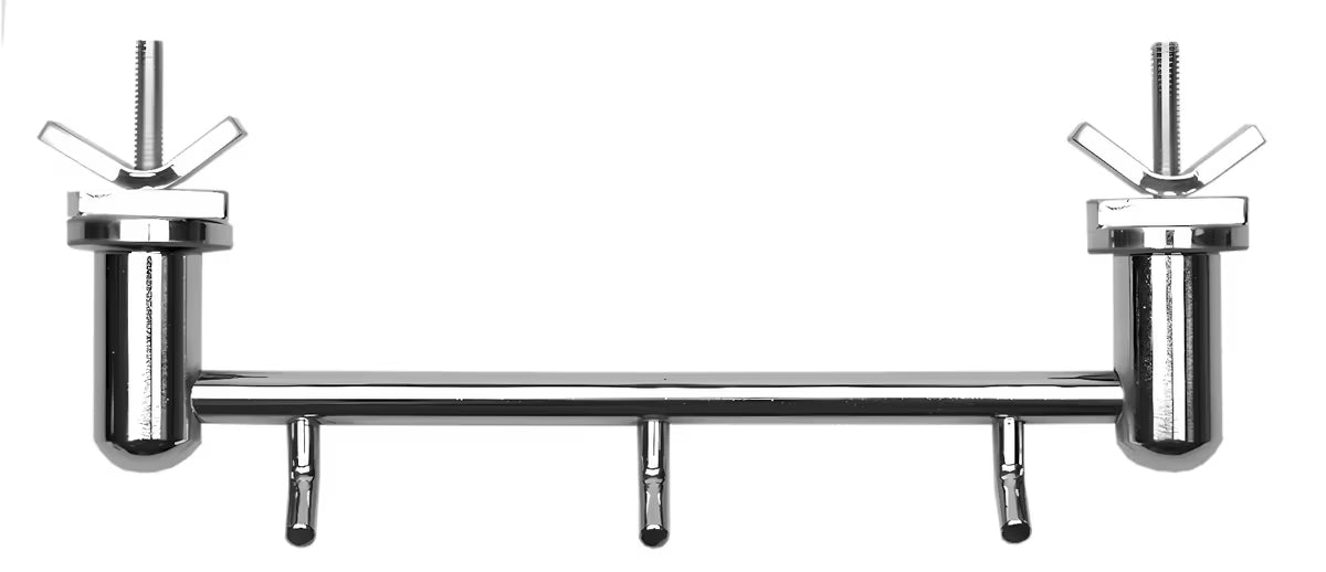 Kromiran trojni kavelj S-Line za kopalniški radiator pro za obešanje brisač in kopalnih plaščev.