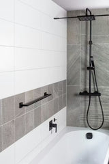 Stenski držalo za brisače SAT B-Way S v črni mat barvi