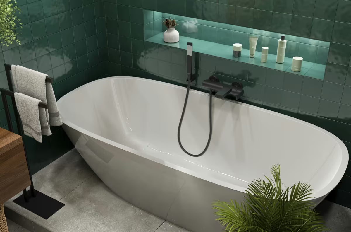 Enoročna za kadu i armatura za tuš SAT od Paffoni B-Way u mat crnoj boji