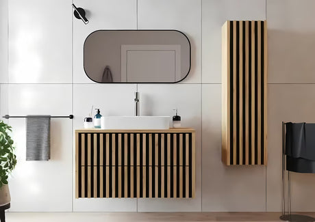 Viseča kopalniška omarica SAT Delano s hrastovom pokrovnom pločom u izvedbi hrast/crna mat