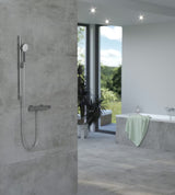 Kromirana stenska enoročna armatura za tuš SAT Evolution s tuš setom