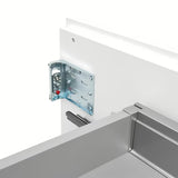 Viseča kopalniška omarica z umivalnikom SAT Fusion u mat bijeloj boji s dvije ladice.