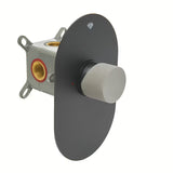 Podometna armatura za tuš SAT Fusion s mat završnom obradom i betonskom ručicom pro modernu industrijsku kupaonicu.