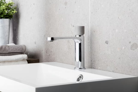 SAT Fusion armatura za umivalnik brez odtoka s betonskom ručicom