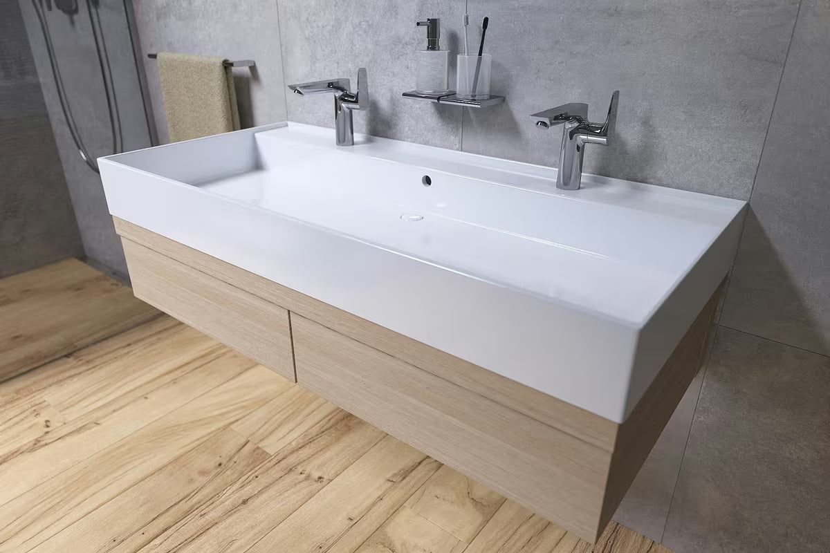 Beli keramični umivalnik SAT Infinitio 121,4x46,9 cm s prelivom