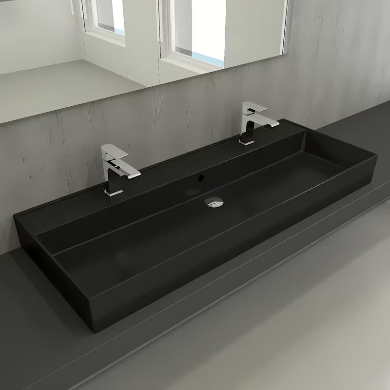 Viseči umivalnik SAT Infinitio u mat crnoj izvedbi s mogućnošću montaže i na pult