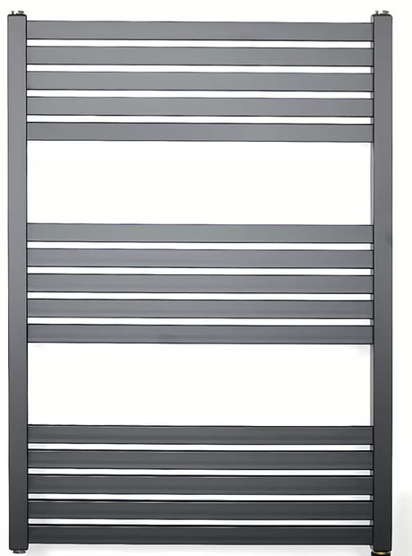 Kombiniran radiator SAT Kh 60x80 cm v črni mat barvi s stranskim priklopom na razmak.