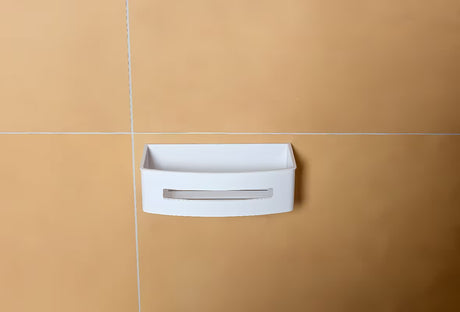 Bela tuš polica SAT iz nerjavnega jekla s plastičnim vložkom pro lažje vzdrževanje