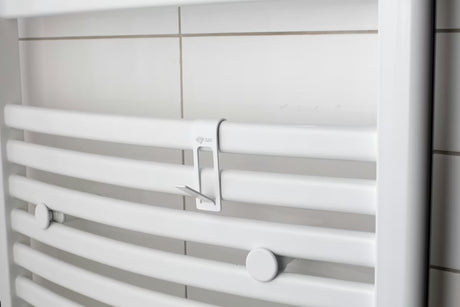 Bel kovinski kavelj SAT za radiator iz nerjavečega jekla pro za obešanje in sušenje stvari