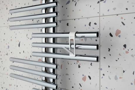 Bel kovinski kavelj SAT za radiator iz nerjavečega jekla pro za obešanje in sušenje stvari