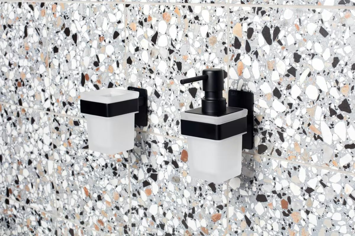 Crni nehrđajući dozirnik za milo SAT pro montaža lijepljenjem bez bušenja