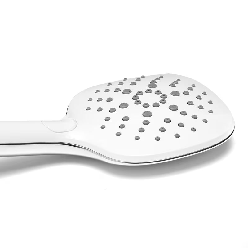 Ručni tuš SAT u kombinaciji bijele i kroma s prebacivanjem na tipku i tri vrste mlaza, uključujući BoosterSpray.