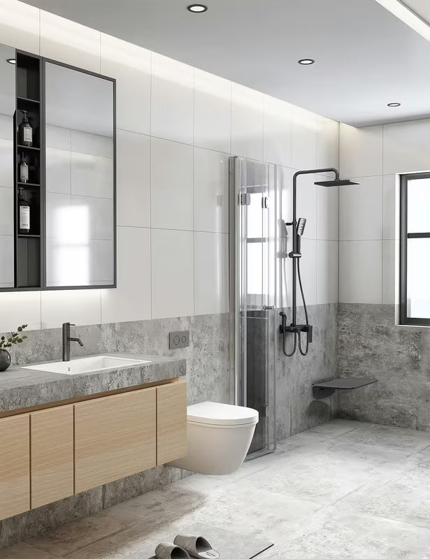 Crno sklopivo sedež za tuš SAT pro za udobno i sigurno sjedenje pod tušem