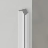 Tuš vrata SAT Tgd New 90 cm za nišu u mat bijeloj boji s prozirnim staklom i vratima sa šarkama.