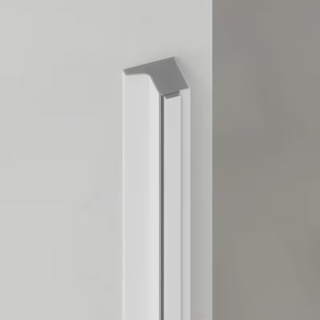 Tuš vrata SAT Tgd New 90 cm za nišu u mat bijeloj boji s prozirnim staklom i vratima sa šarkama.