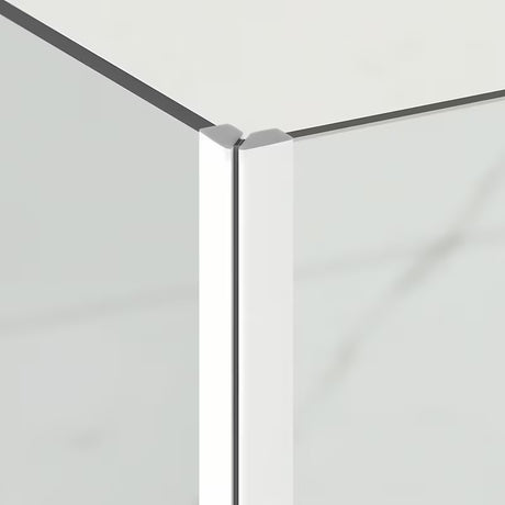 Kvadratna tuš kabina SAT TGD New 90x90 cm u mat bijeloj boji s prozirnim staklom i vratima sa šarkama.