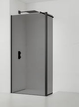 SAT Walk-in tuš stena Walk-In 100 cm v črni barvi z neprosojnim steklom v dimnem videzu.