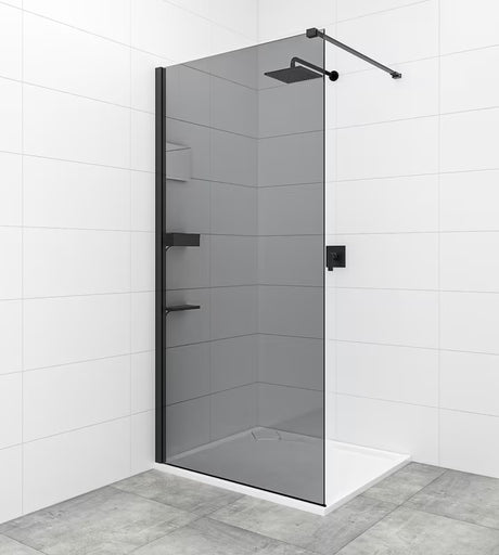 SAT Walk-in tuš stena Walk-In 100 cm v črni barvi z neprosojnim dimljenim steklom.